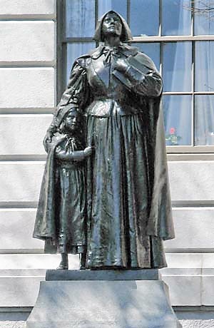 Anne Hutchinson statue